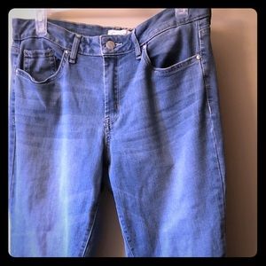 Jessica Simpson Capri jeans